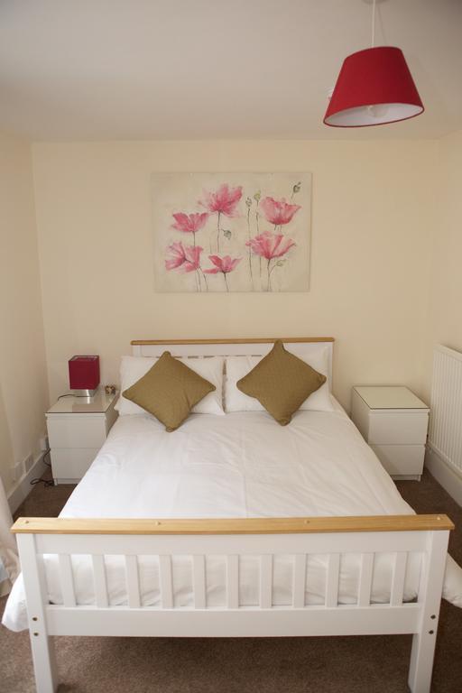 Bristol Serviced Lets - 152/154 Bath Road 客房 照片