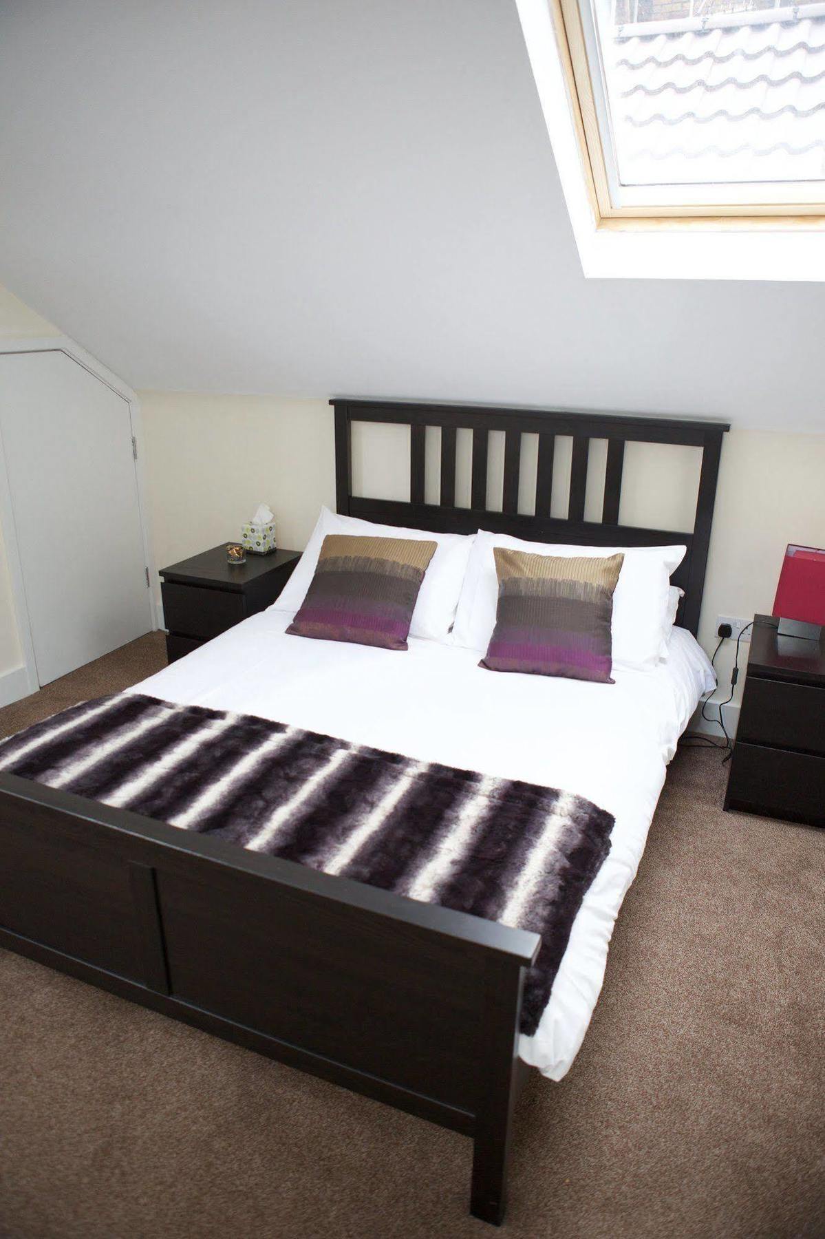 Bristol Serviced Lets - 152/154 Bath Road 外观 照片