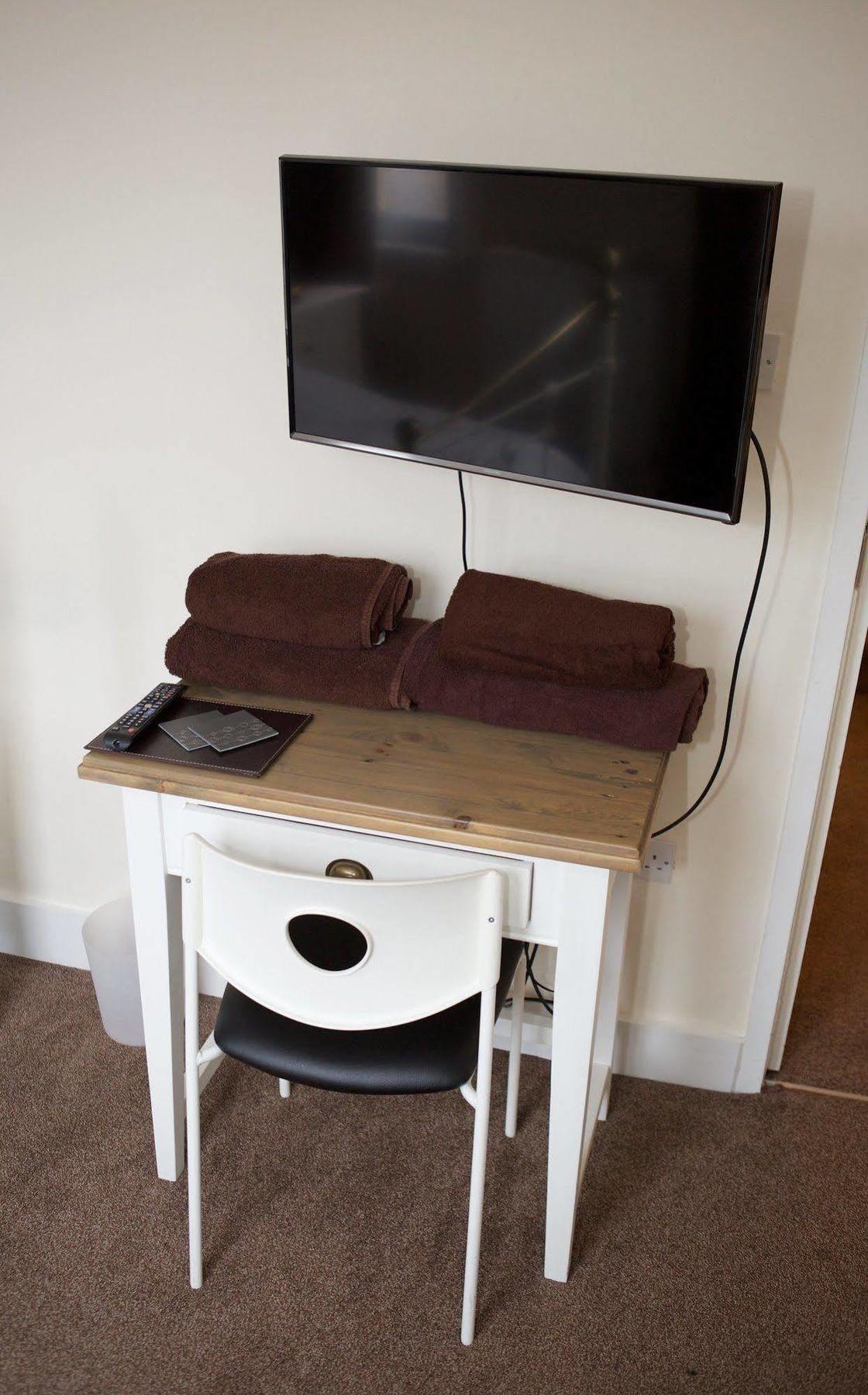 Bristol Serviced Lets - 152/154 Bath Road 外观 照片